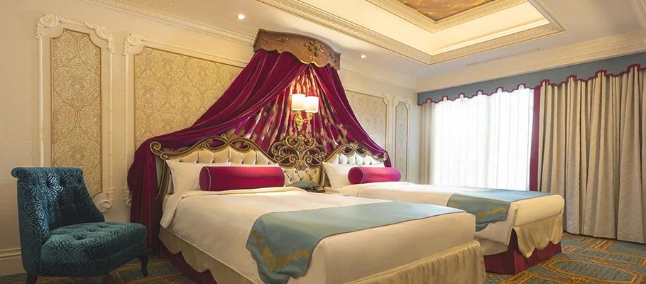 Großzügiges Grand Chateau Zimmer im Fantasy Springs Hotel