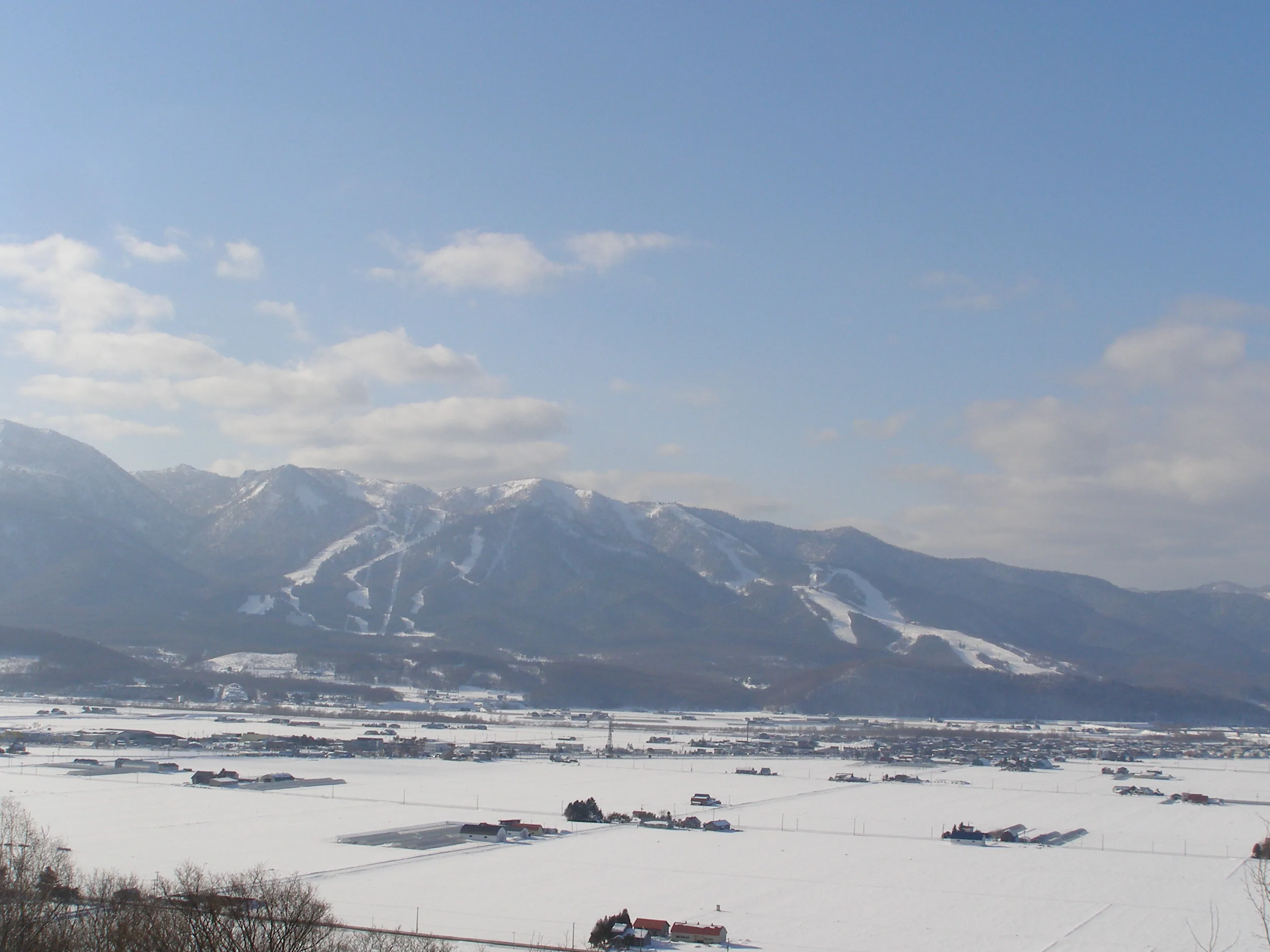 Furano Ski Resort mit Furano Zone und Kitanomine Zone