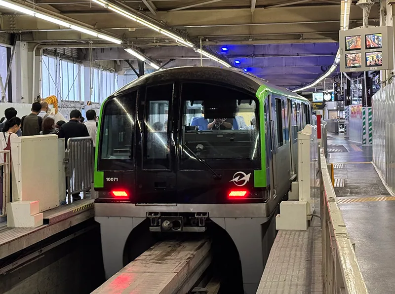 Vom Flughafen nach Tokio: Skyliner, N'EX, Keikyu oder Monorail?