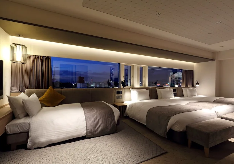 Solaria Nishitetsu Hotel Fukuoka Deluxe Quad für vier Erwachsene