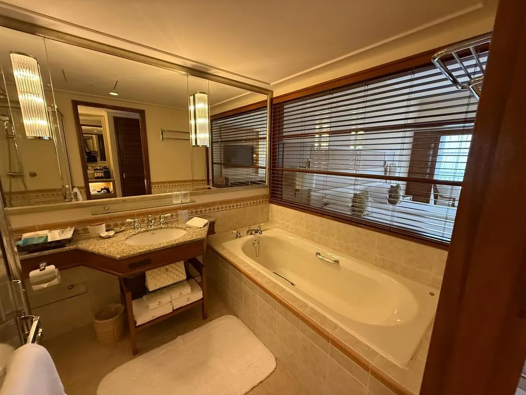 Badezimmer im The Busena Terrace
